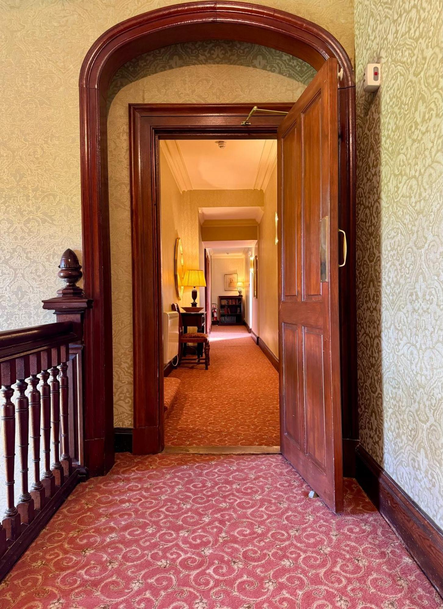 Glenfinnan House Hotel 외부 사진