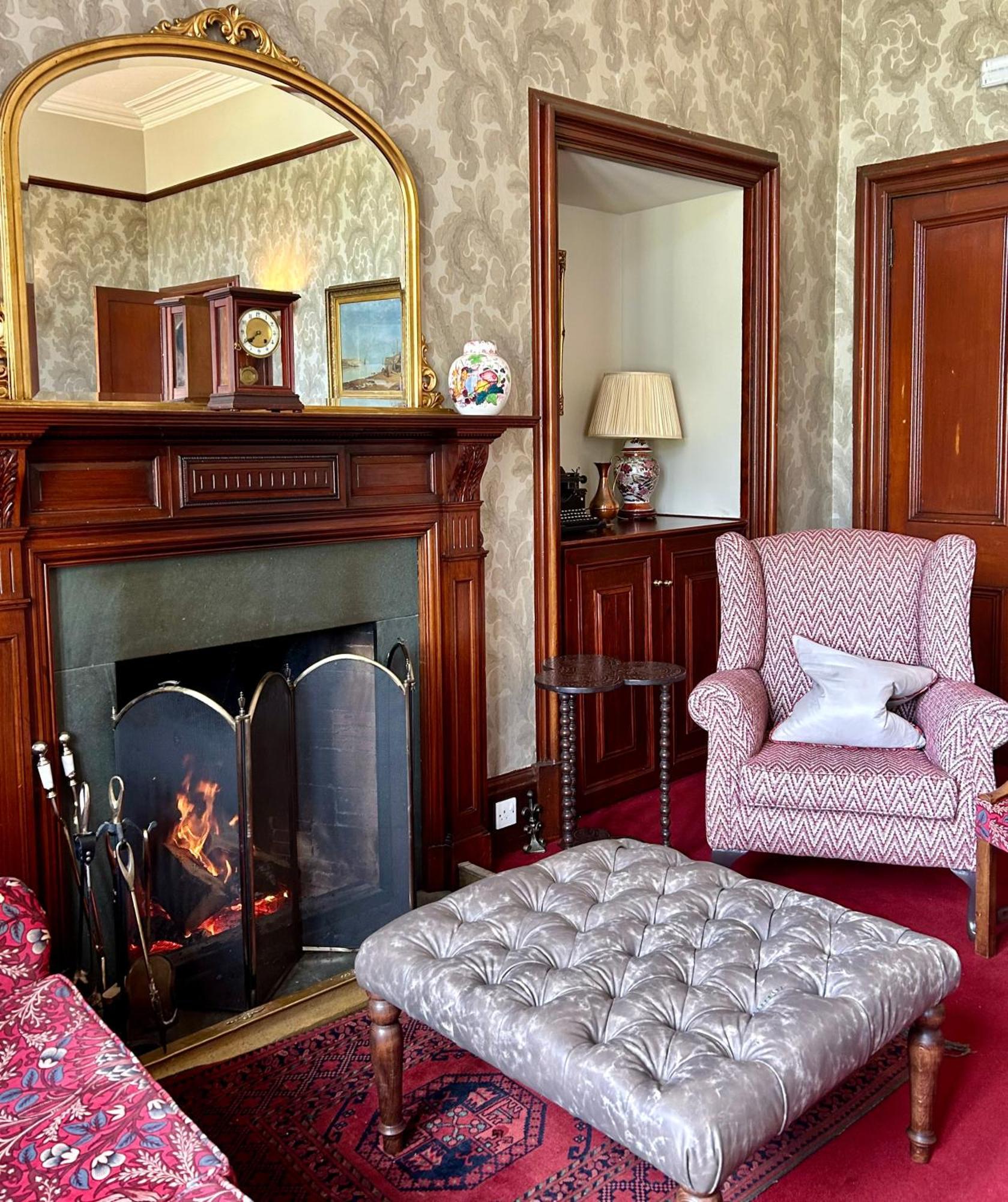 Glenfinnan House Hotel 외부 사진